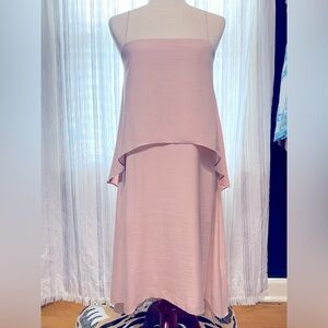 Banana Republic pale pink dress size 6, satin silk soft, flowy, spaghetti straps